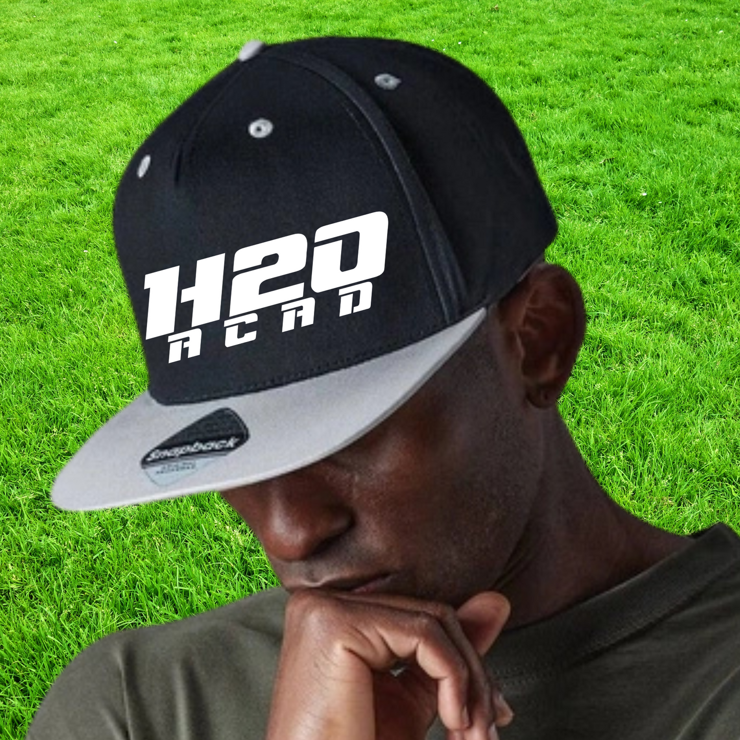 Casquette "snapback" visière plate  bicolor - Visuel 2 en broderie